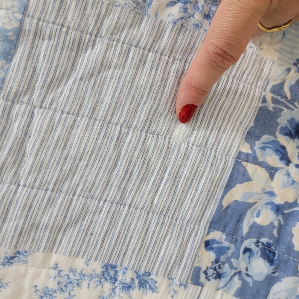 Laura Ashley Paisley Printed Patchwork Blue King Cotton Quilt Bedcover 100x90 - Picture 5 of 7